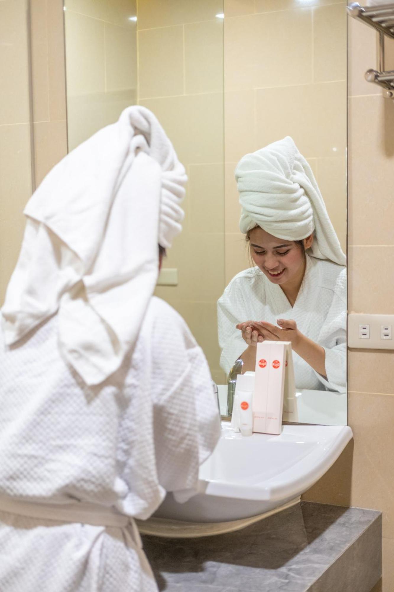 Kojo Hotels Cebu-Mandaue Bagian luar foto